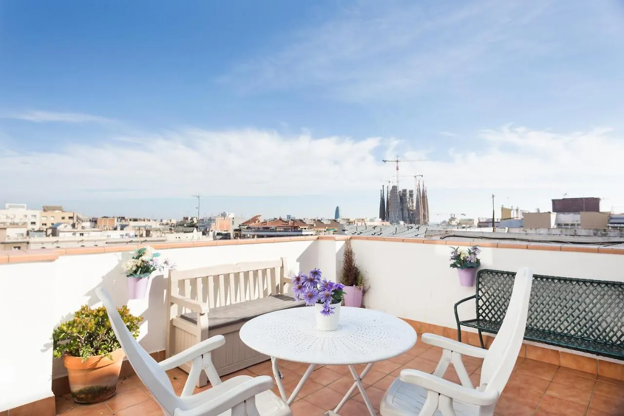 Sagrada Familia Attic - Terrace Bcn Views Apartment Barcelona